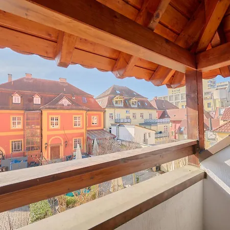 Backhome - Maisionette - Parkplatz - Fantastische Schlosslage - Smarttv - Waschmaschine - Netflix - 70qm - 24h Checkin- 5 شقة